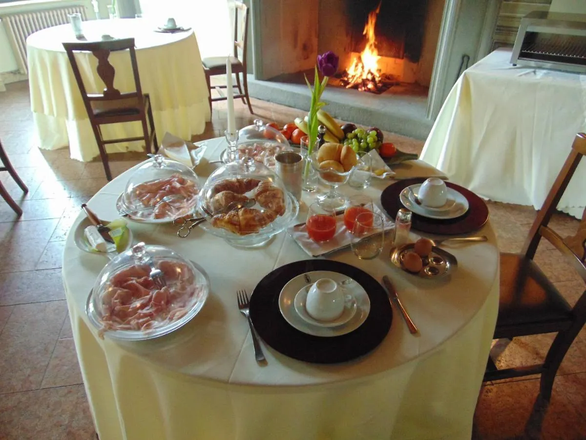 Galleria Imperiale Relais De Charme Sarnico Italy